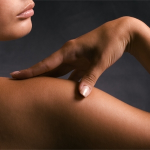 How Long Does a Spray Tan Last? Plus Tips to Keep Your Glow Fresh